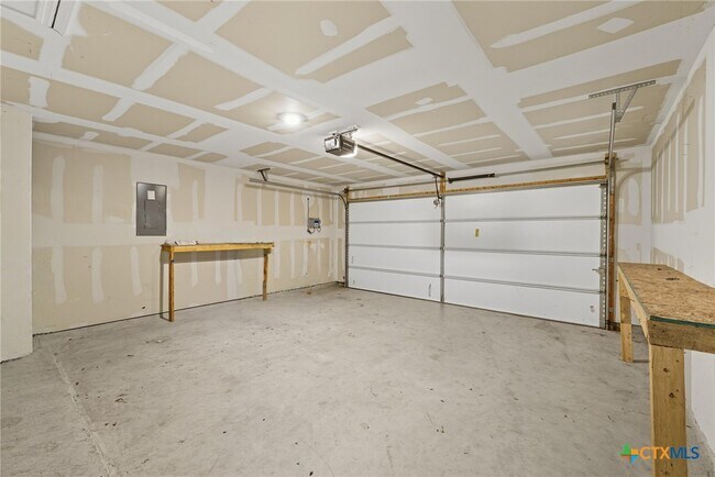 Building Photo - 1308 Parkwood