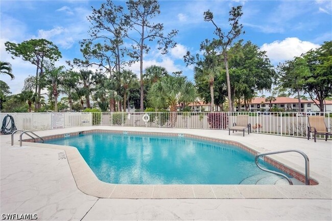 Building Photo - 940 Augusta Blvd