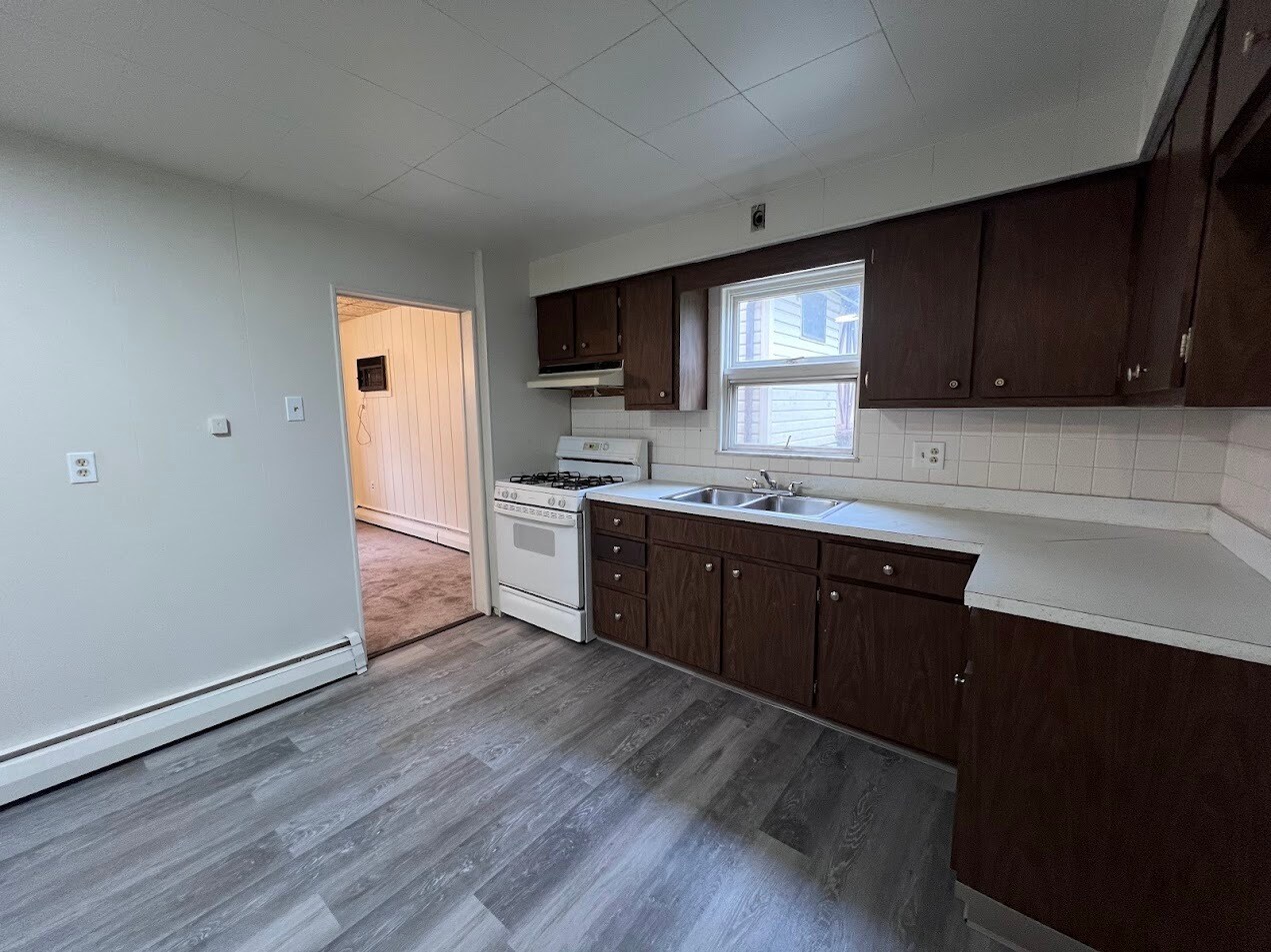 Building Photo - 304 Marie St