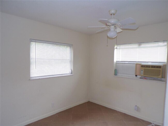 Building Photo - 25059 Harbor View Rd