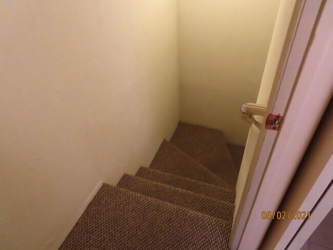 Building Photo - Two Bedroom Townhome in Linda Visa