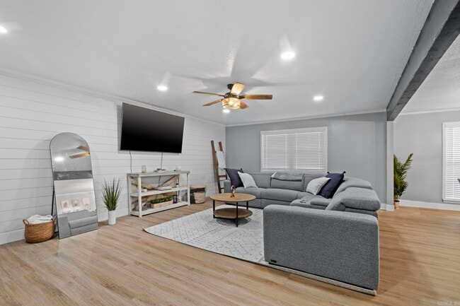 Building Photo - 7109 Sequoyah Ln
