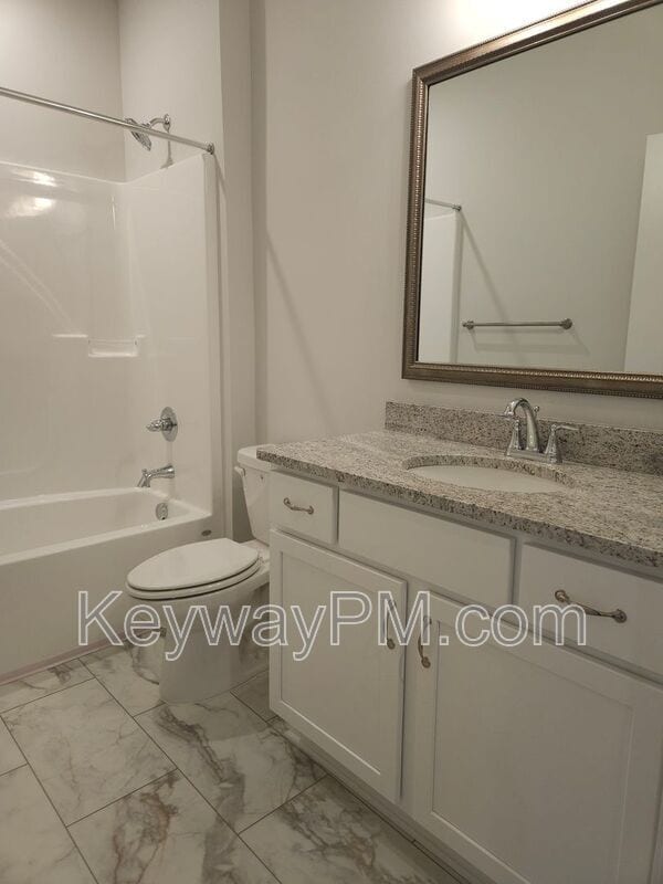 Building Photo - 1316 Newbern Dr