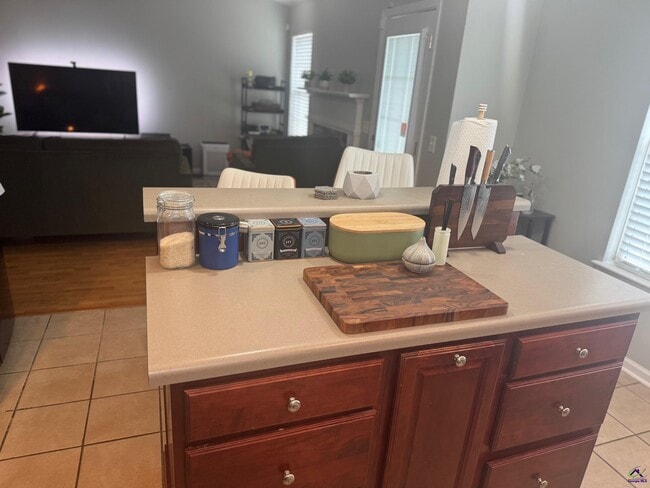 Building Photo - 113 Faybrook Dr