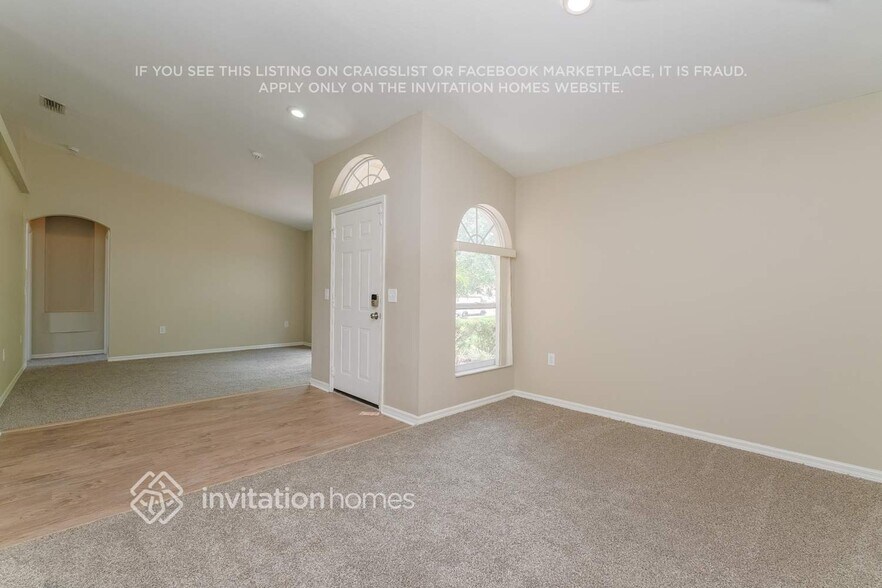 Building Photo - 12853 Raysbrook Dr
