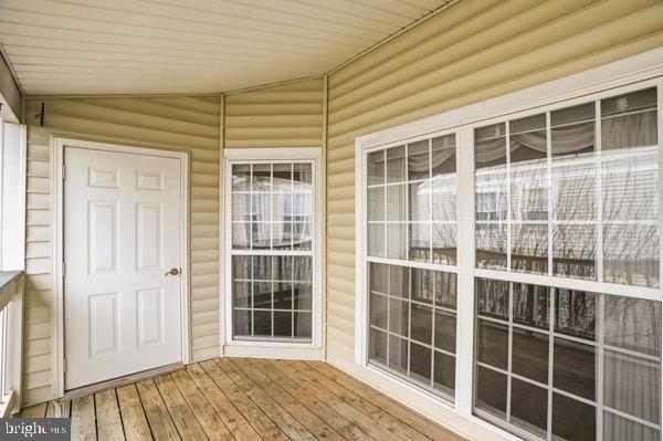 Building Photo - 2501 Coleridge Dr