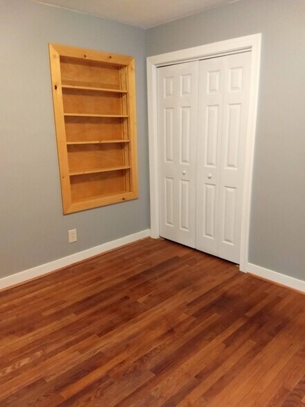 Building Photo - 8806 Gayton Rd