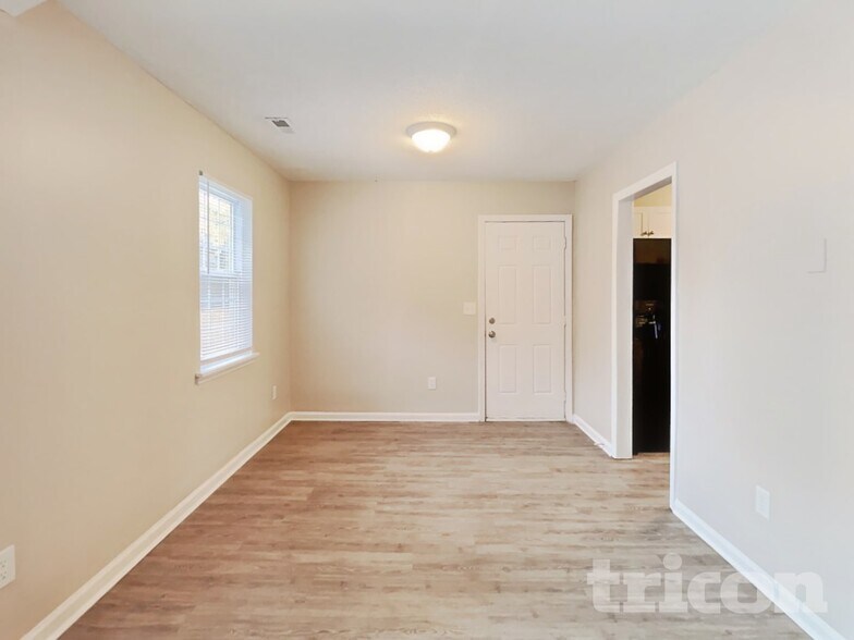 Building Photo - 7307 Hooksett Ct