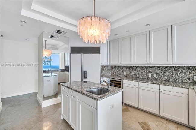 Building Photo - 10295 Collins Ave