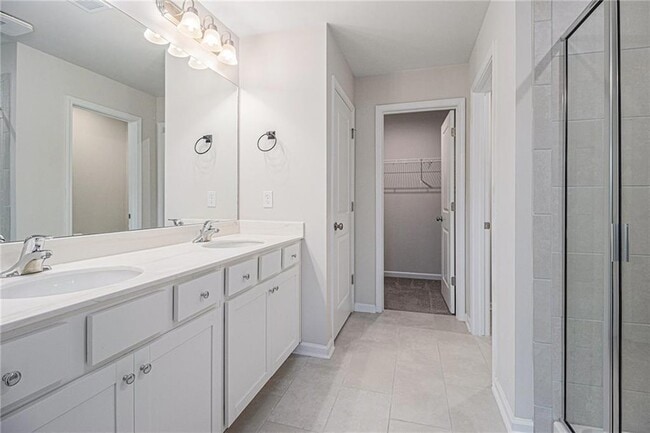 Building Photo - 3497 Hidden Valley Cir