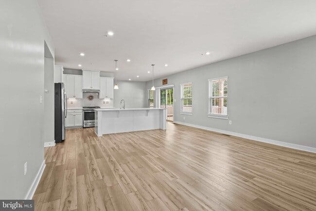 Building Photo - 3903 Emory Ridge Rd