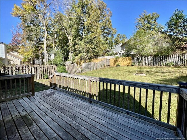 Building Photo - 341 Bahama Loop