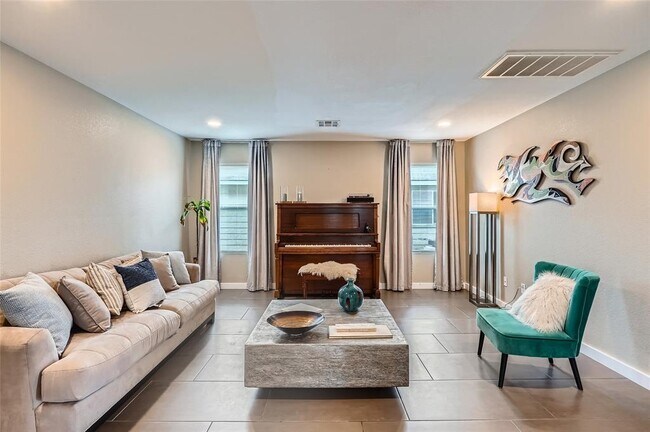 Building Photo - 18021 Prairie Verbena Ln