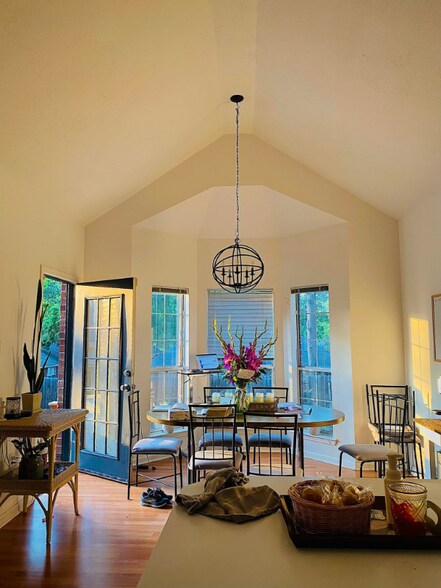 Building Photo - 3040 Sassy Rd