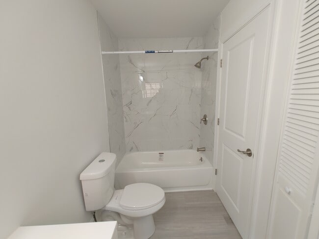 Building Photo - 53 Driftwood Ct