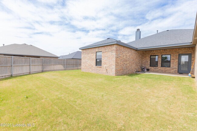 Building Photo - 5005 Prentiss Ave