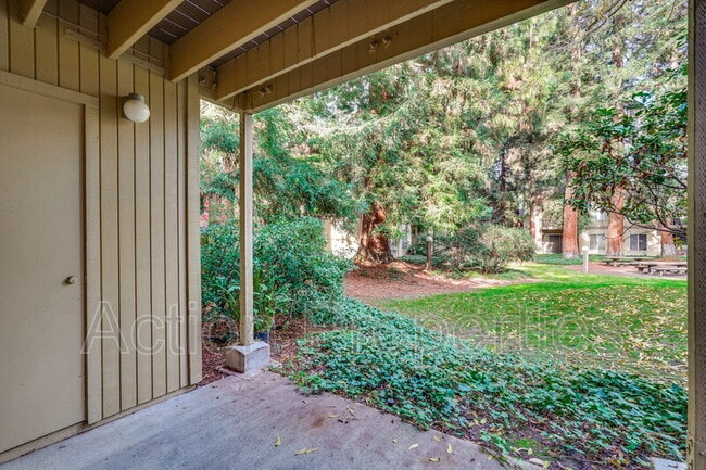 Building Photo - 505 Cypress Point Dr