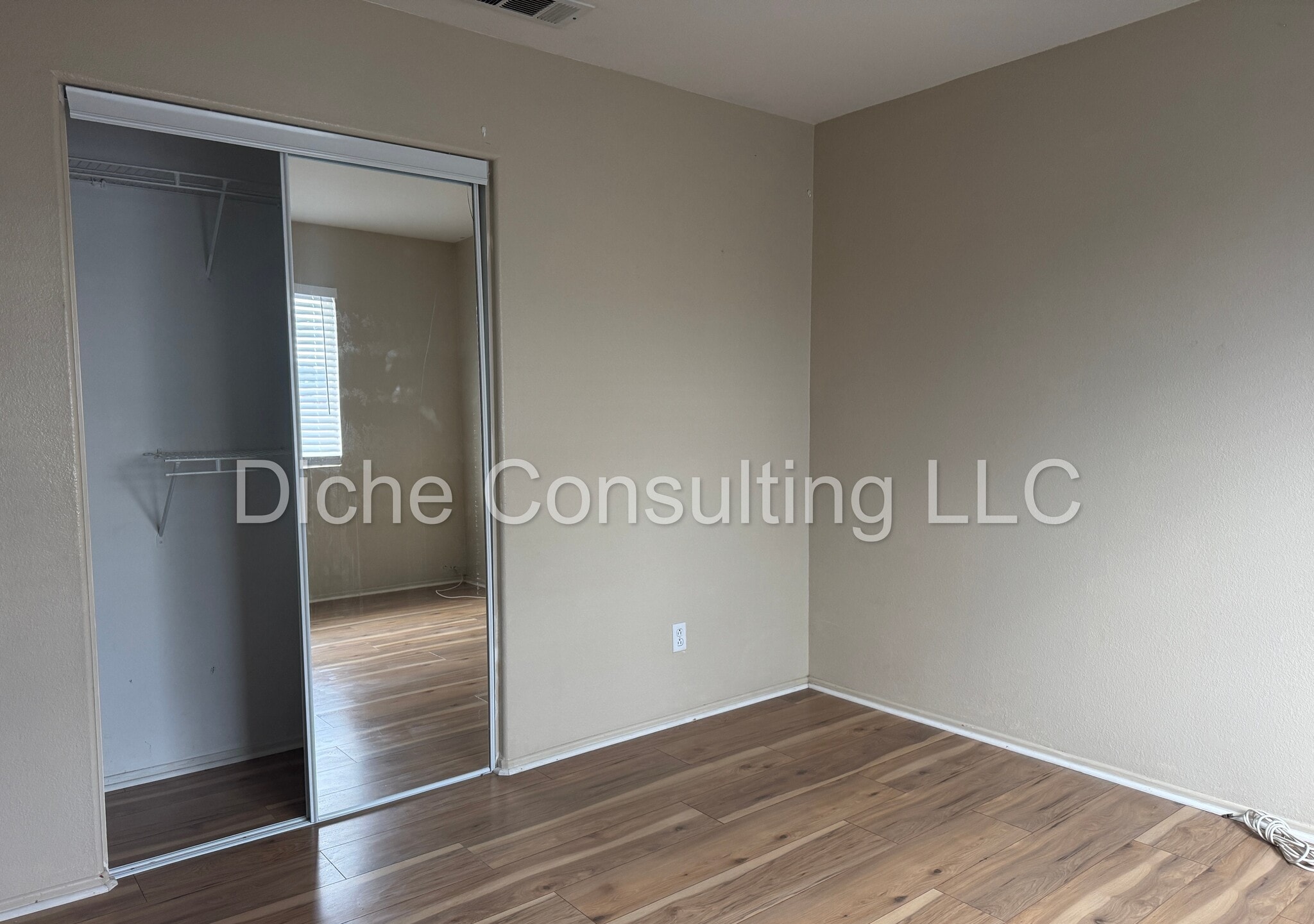 Building Photo - 4825 Country Grove Way