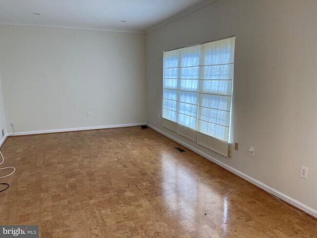 Building Photo - 11222 Bel Aire Ct