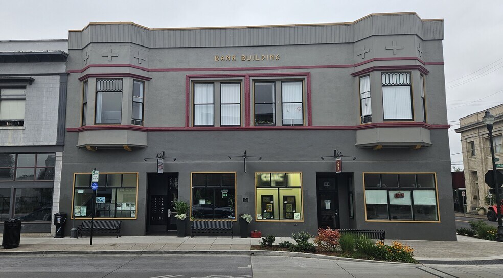 Building Photo - 607 E Main St