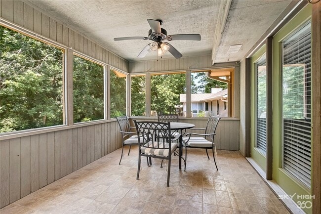 Building Photo - 13 Yarmouth Dr