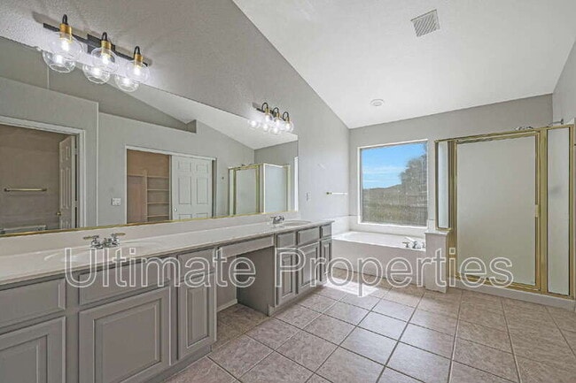 Building Photo - 5267 W Angela Dr