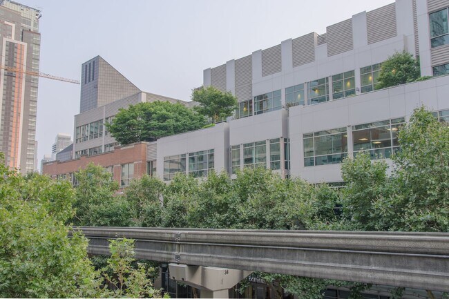 Building Photo - 1Bd/1Ba Seattle Condo