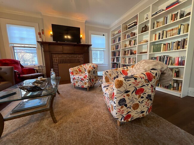 Building Photo - Maryland721