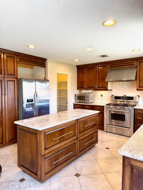 Building Photo - 16605 Quail Country Ave