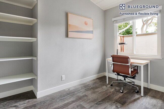 Building Photo - 727 Layne Ct