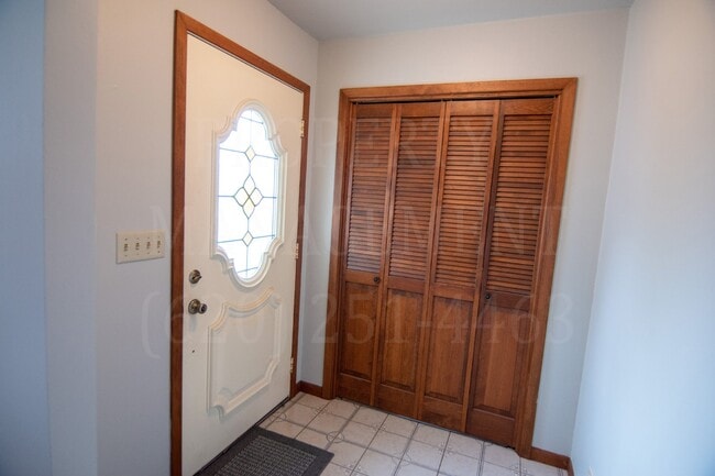 Building Photo - 4 Bedroom 2 Bath