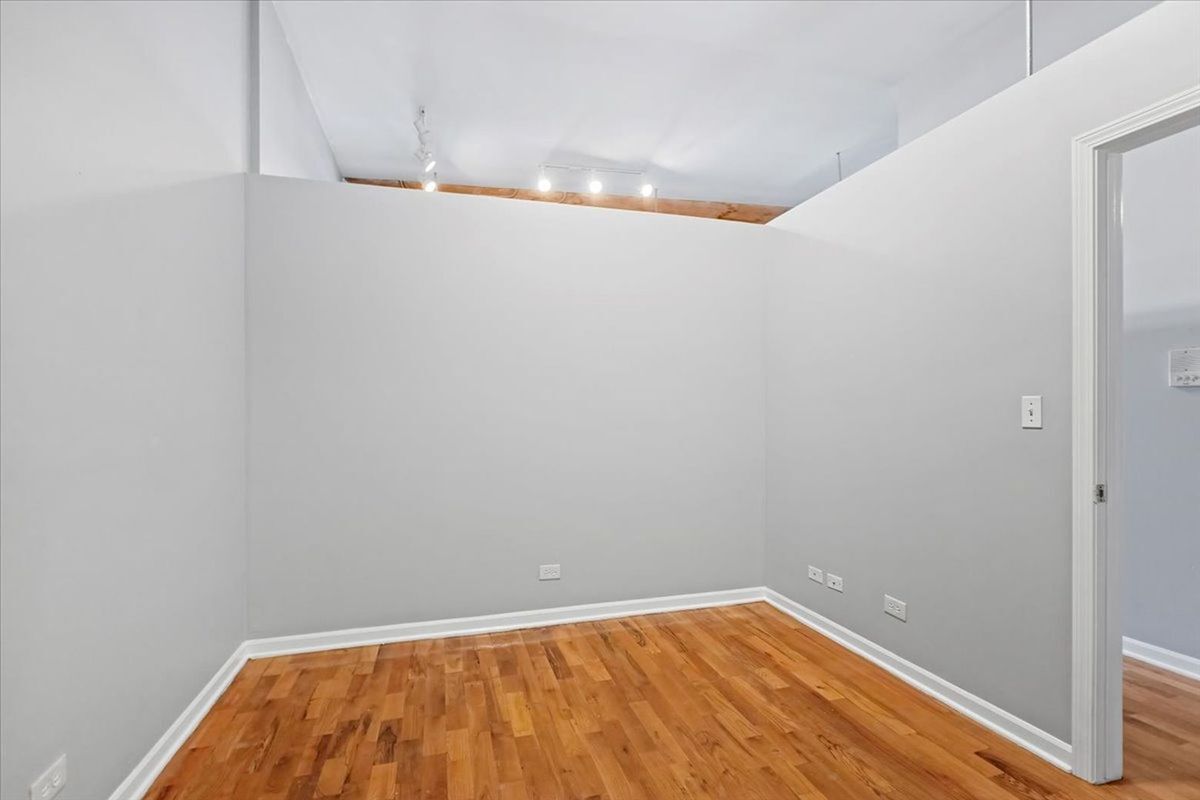 Building Photo - 1822 S Bishop St