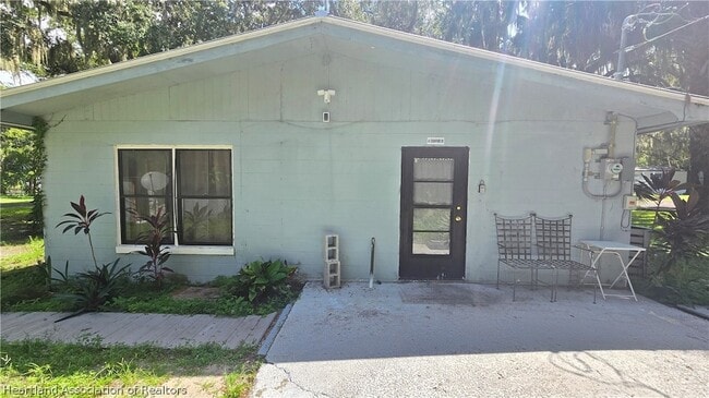 Building Photo - 44 Crawford Dr