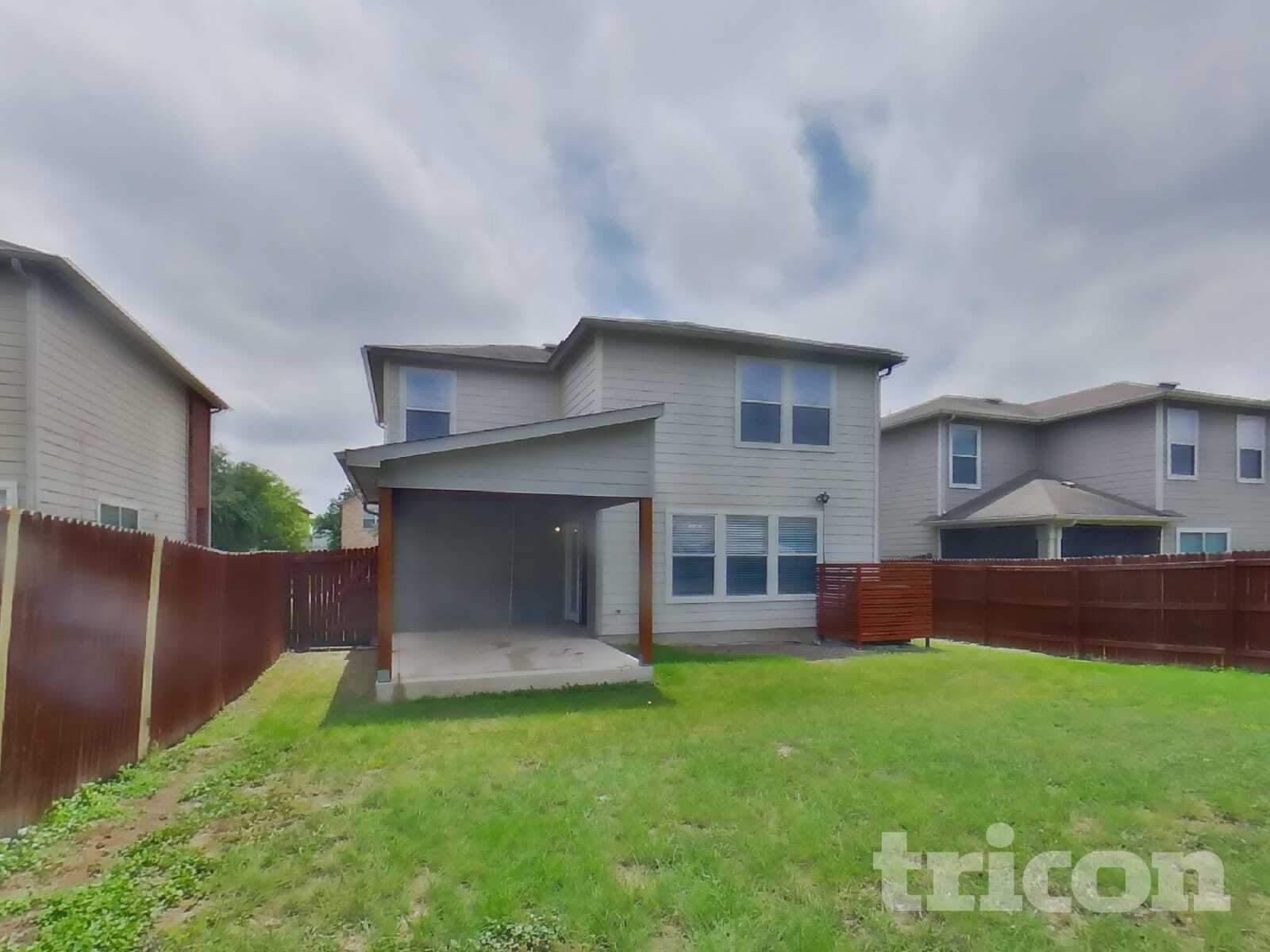 Building Photo - 11059 Barclay Point