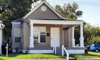 Building Photo - 2BR/1BA House with nice back yard