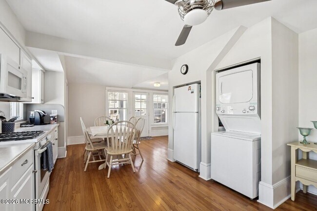 Building Photo - 54 Osborne Ave