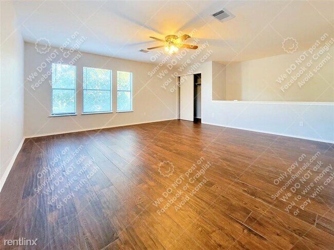 Building Photo - 809 Dogwood Trail