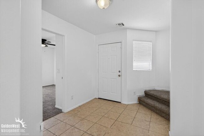 Building Photo - Beautiful 5Bdm 3Ba Home with Loft in the Heart Florence, AZ!