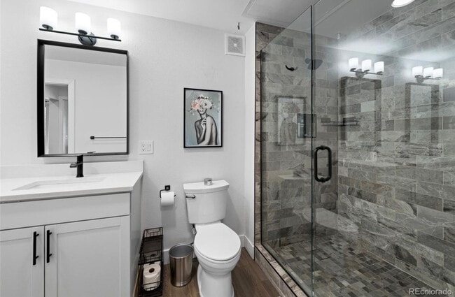 Building Photo - Bright 1 Bed Condo with Fitness Center & Prime Superior Location