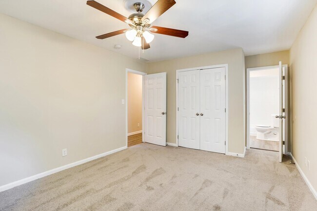 Building Photo - 2572 Glenrock Dr