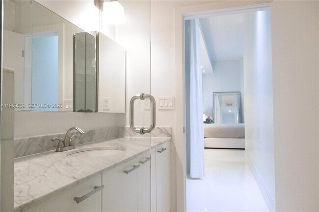 Building Photo - 2001 Meridian Ave