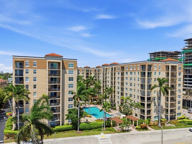 Building Photo - 1801 N Flagler Dr
