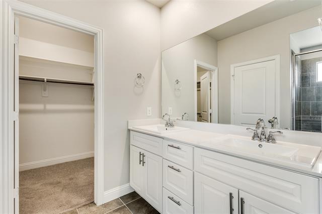 Building Photo - 3725 Holley Ridge Way