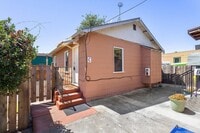 Building Photo - 2510 Eagle Ave