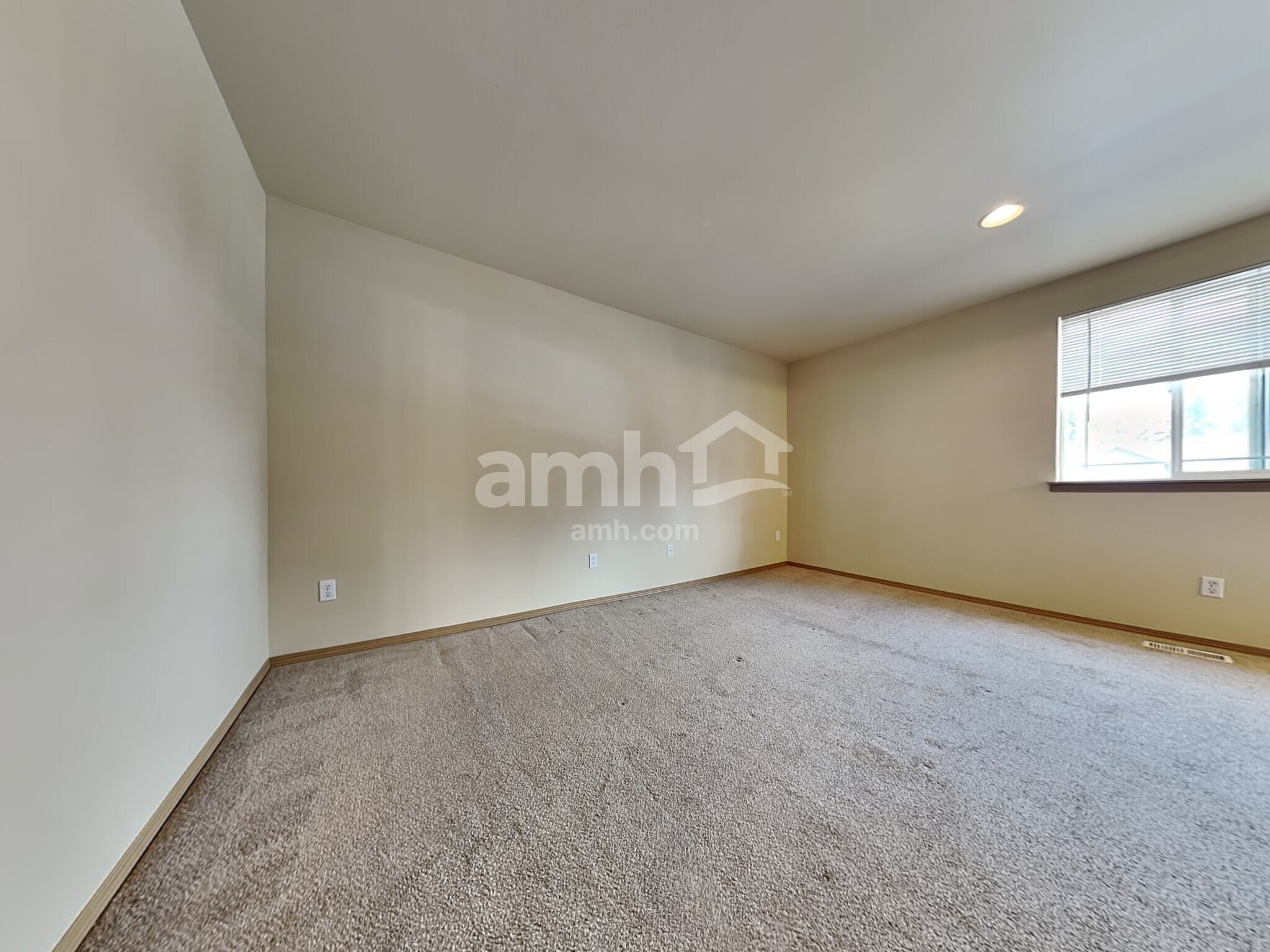 Building Photo - 17218 12th Avenue Ct E