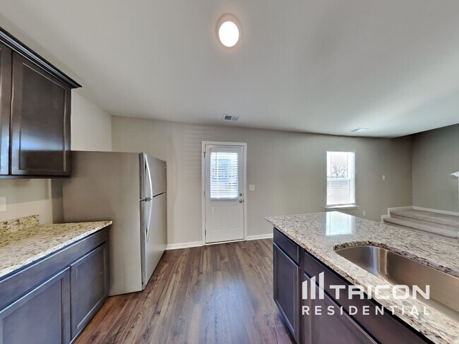 Building Photo - 202 Renwick Drive LA VERGNE TN