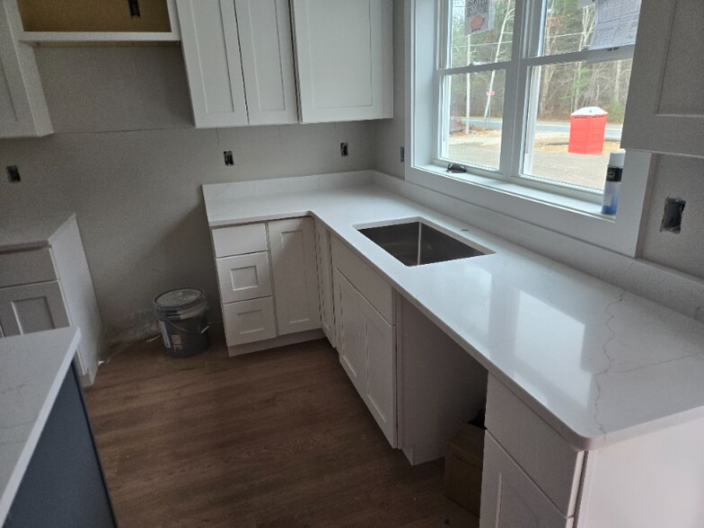 Building Photo - 18 Vernon St