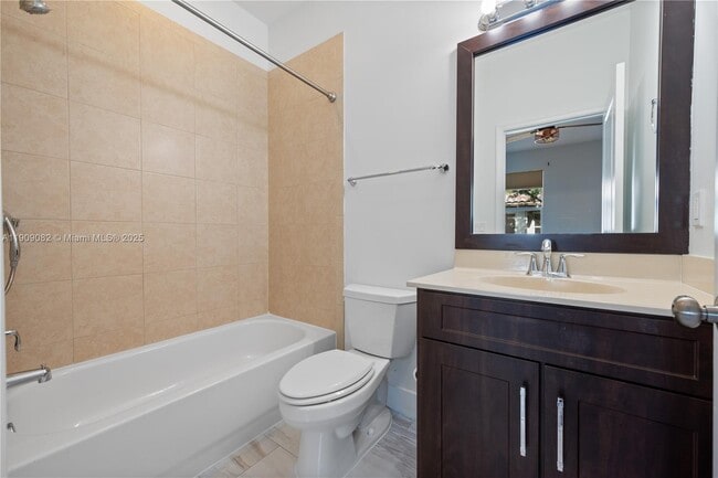 Building Photo - 4184 Cascada Cir