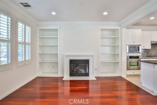 Building Photo - 59 Pathway