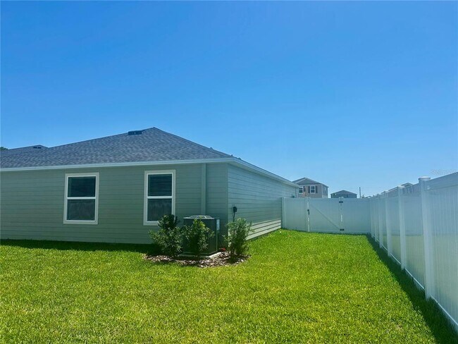 Building Photo - 1158 NW 47th Ct